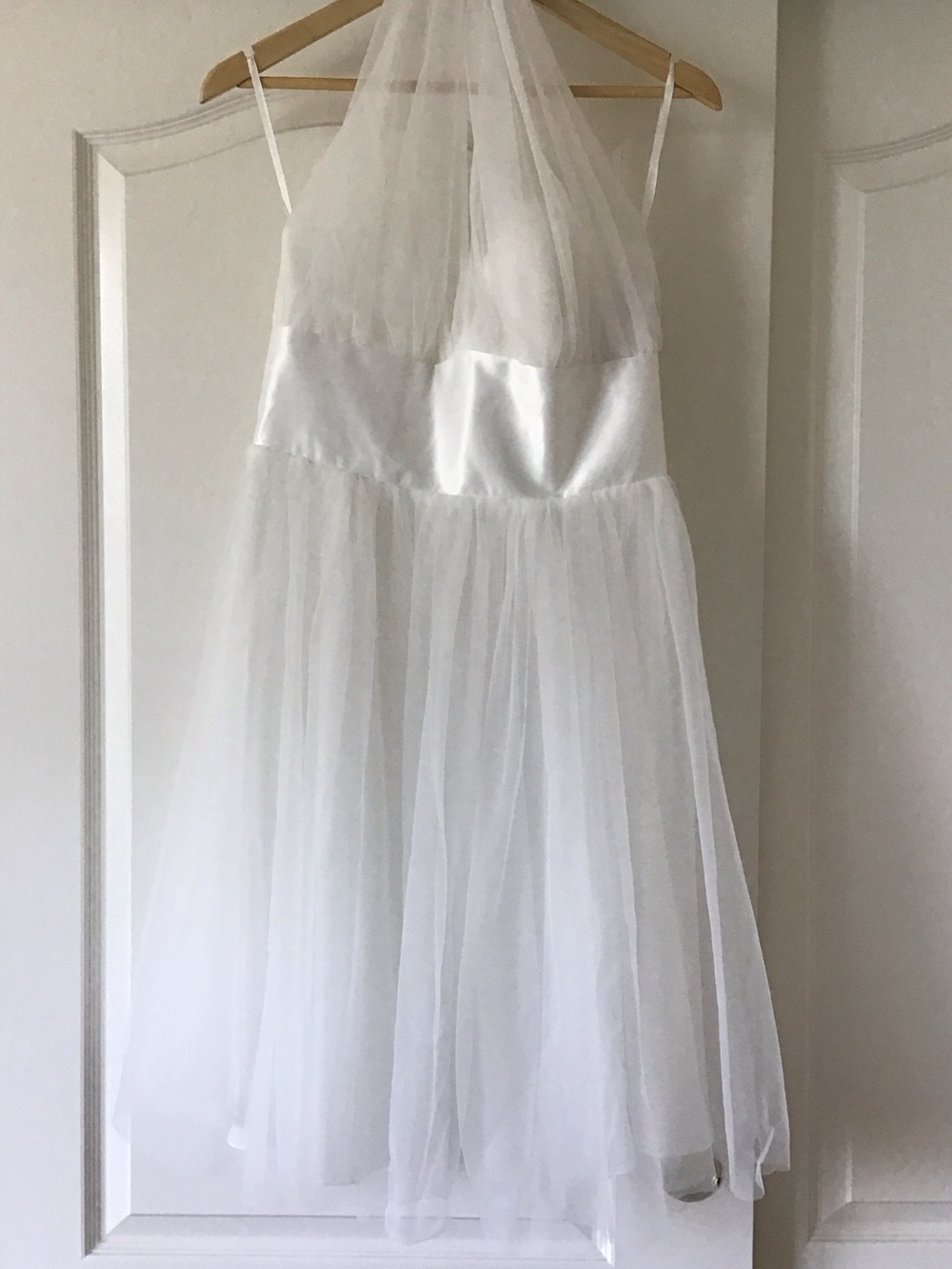 White Tulle Party Dress with Satin Bodice - Size L